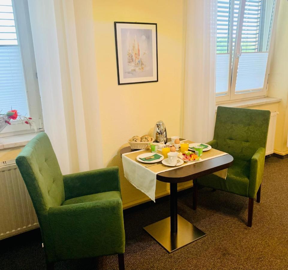 Apartmenthaus Stadt Metz Dresden Bagian luar foto