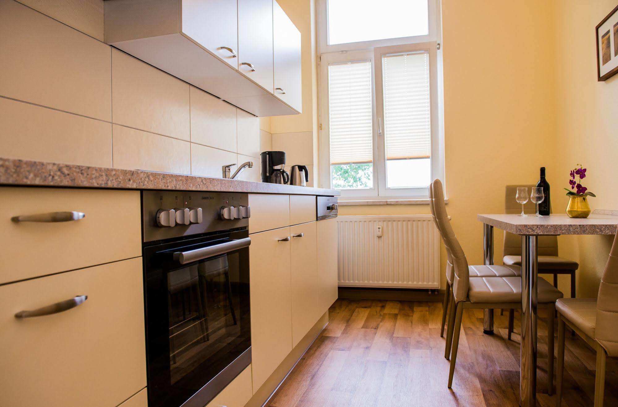 Apartmenthaus Stadt Metz Dresden Bagian luar foto