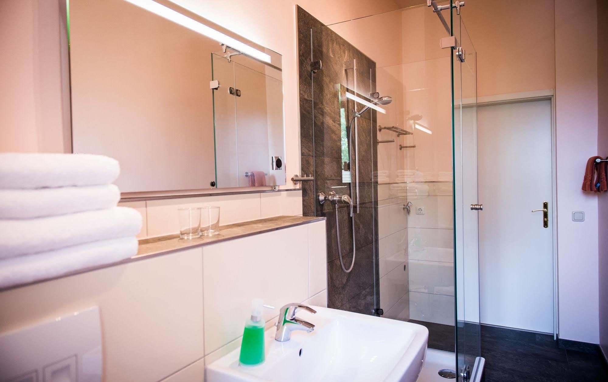 Apartmenthaus Stadt Metz Dresden Bagian luar foto